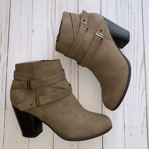 Taupe Charlotte Russe Ankle Booties